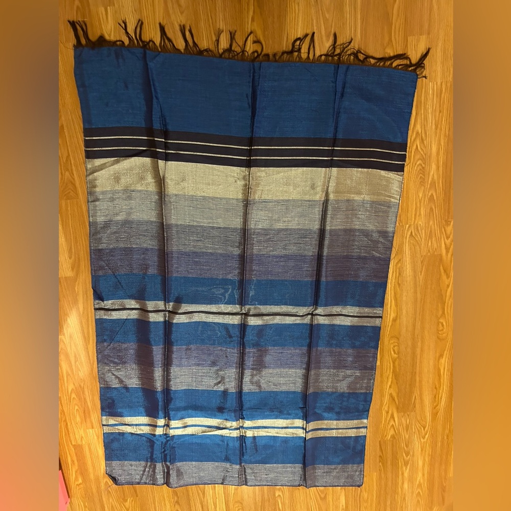 MOROCCAN CACTUS SILK HAND WOVEN THROW NEW